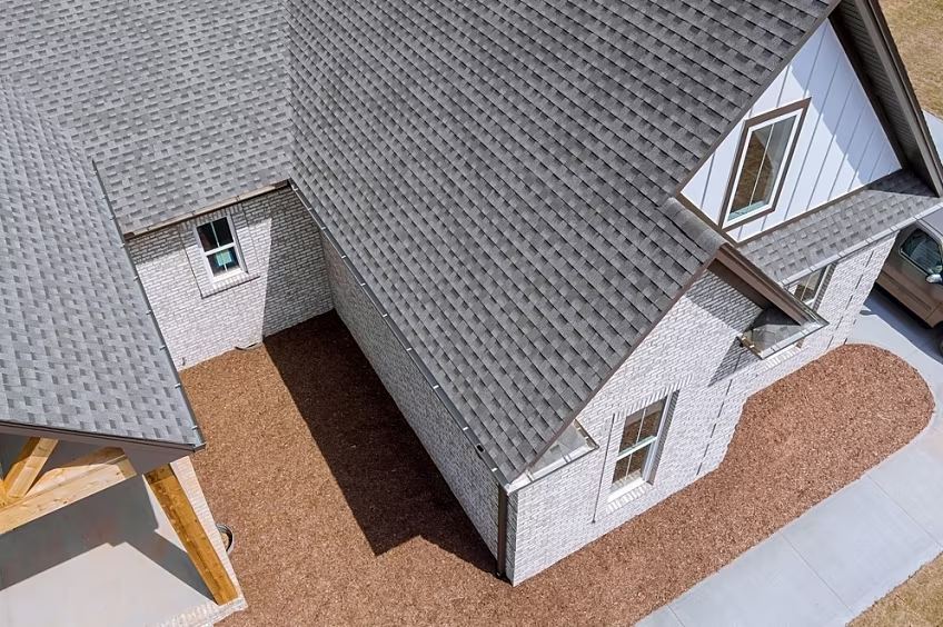 How Long Do Asphalt Shingles Last in Orange County?
