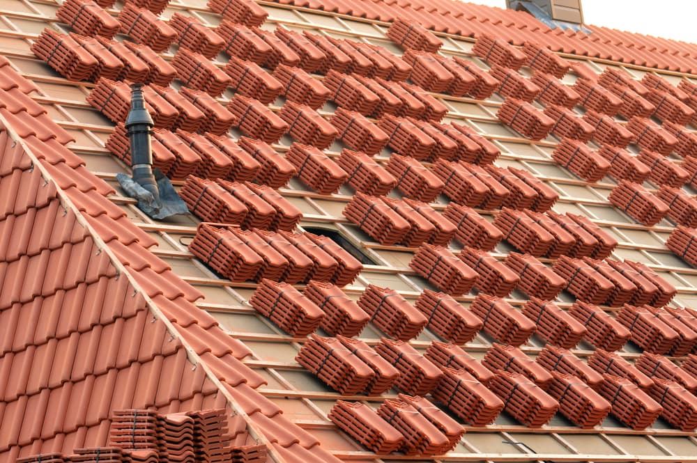 Clay vs Concrete Tile in the the Valley Climate — Myths and Facts